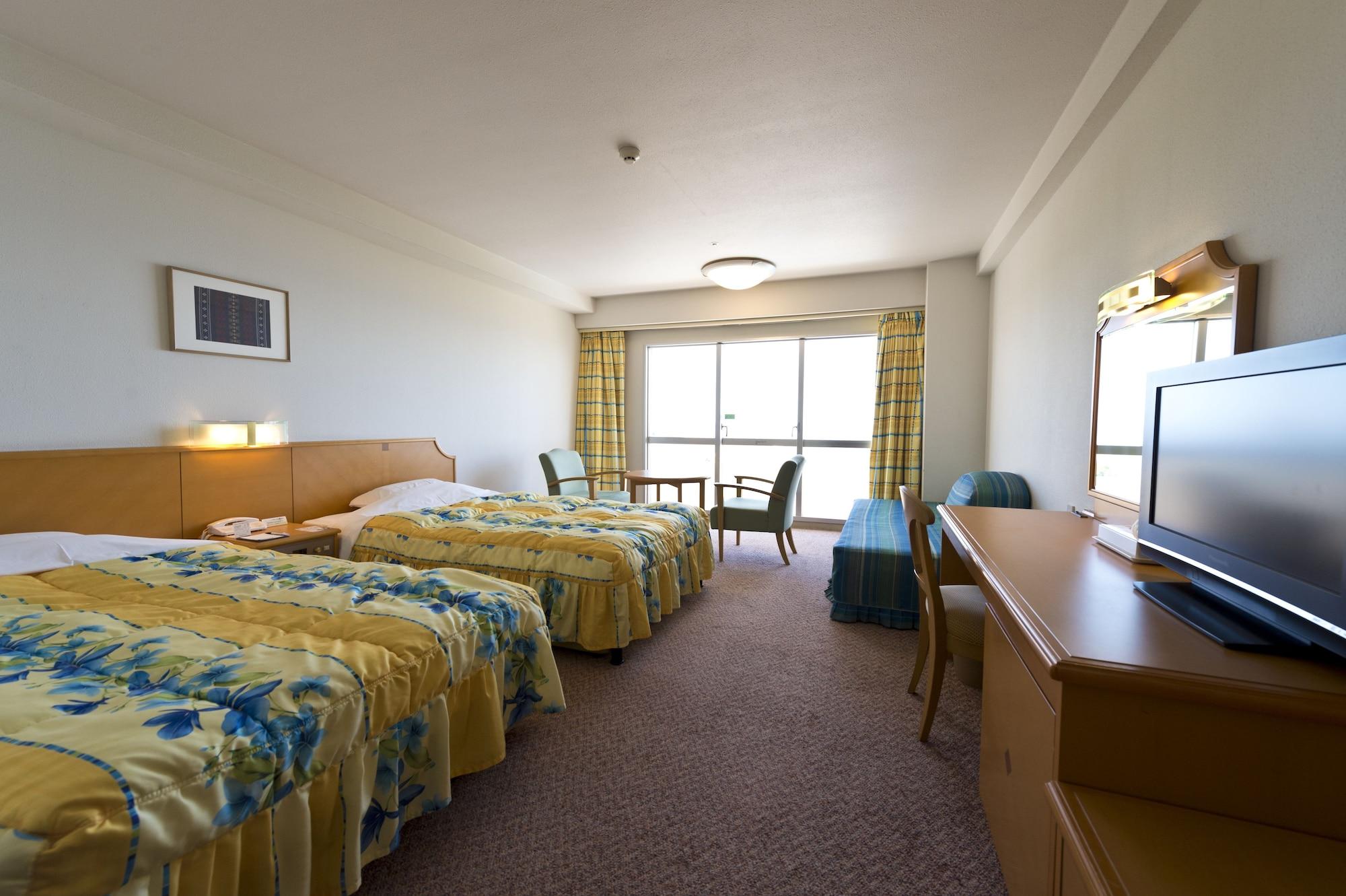 Royal Hotel Okinawa Zanpamisaki Йомитан Екстериор снимка