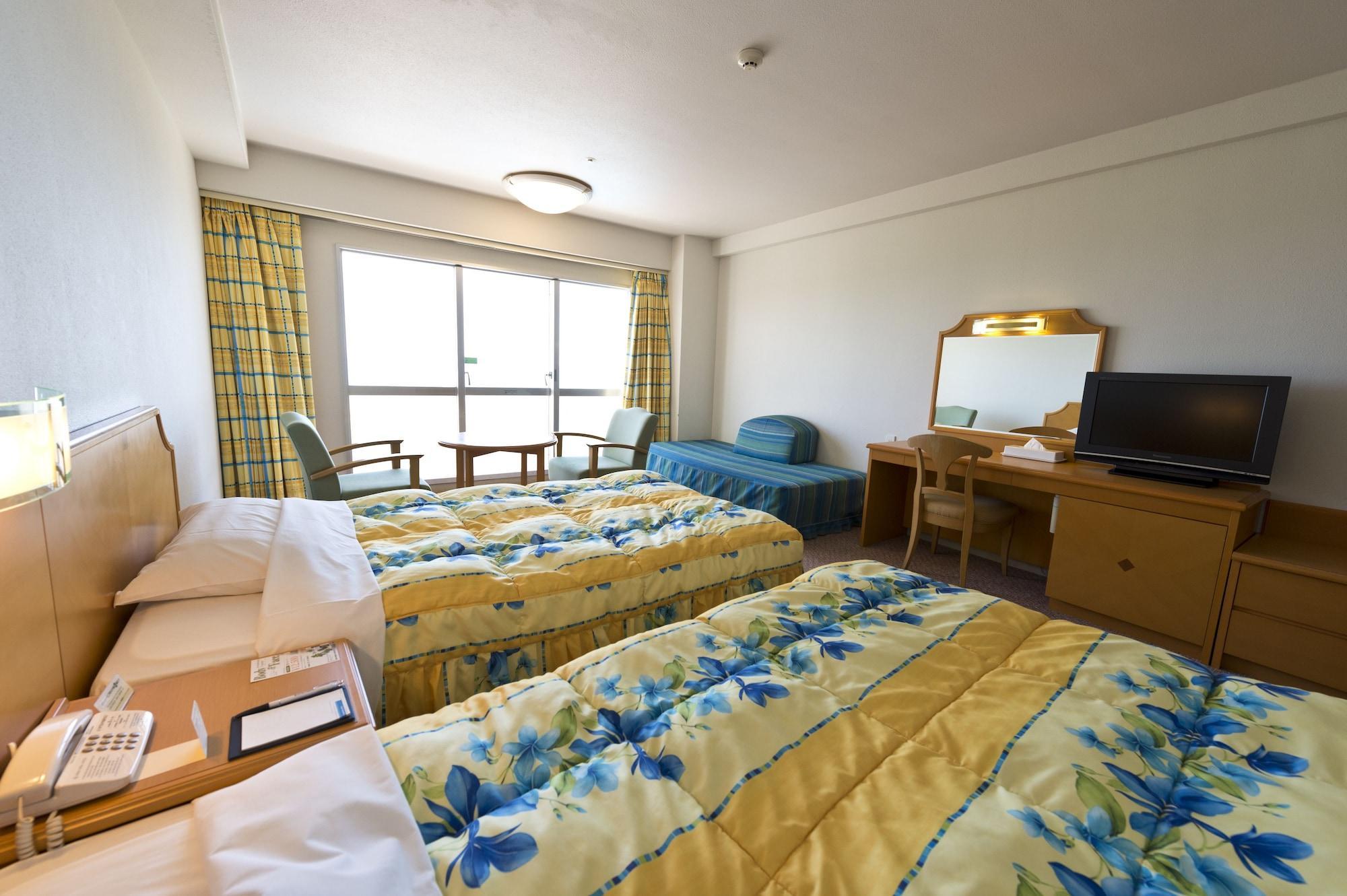 Royal Hotel Okinawa Zanpamisaki Йомитан Екстериор снимка