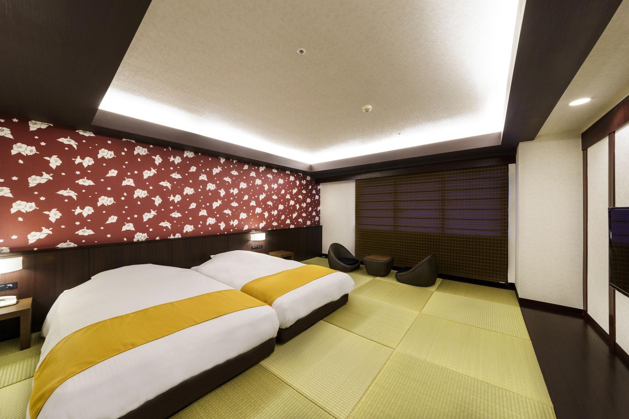 Royal Hotel Okinawa Zanpamisaki Йомитан Екстериор снимка