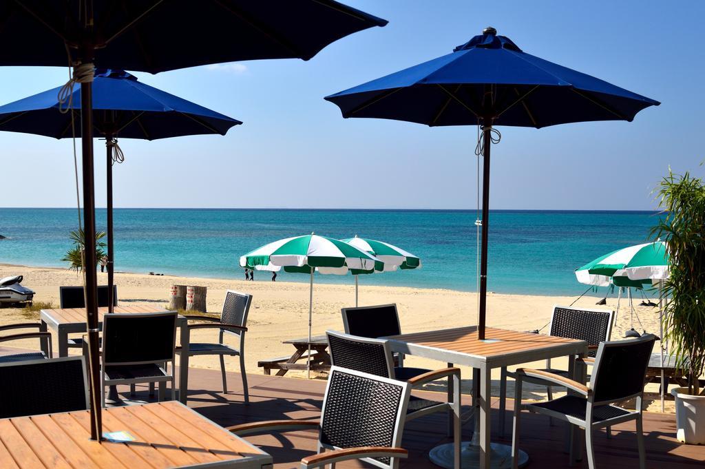 Royal Hotel Okinawa Zanpamisaki Йомитан Екстериор снимка