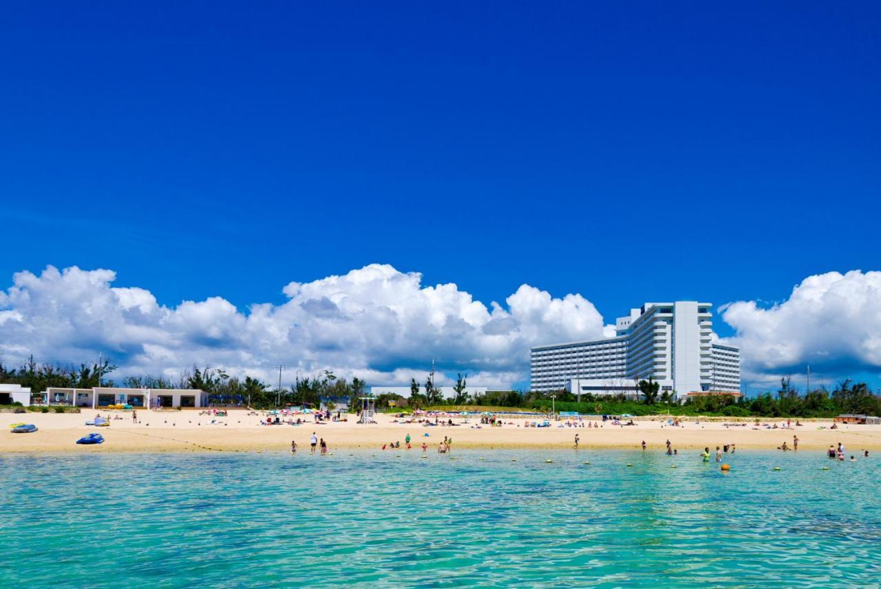 Royal Hotel Okinawa Zanpamisaki Йомитан Екстериор снимка