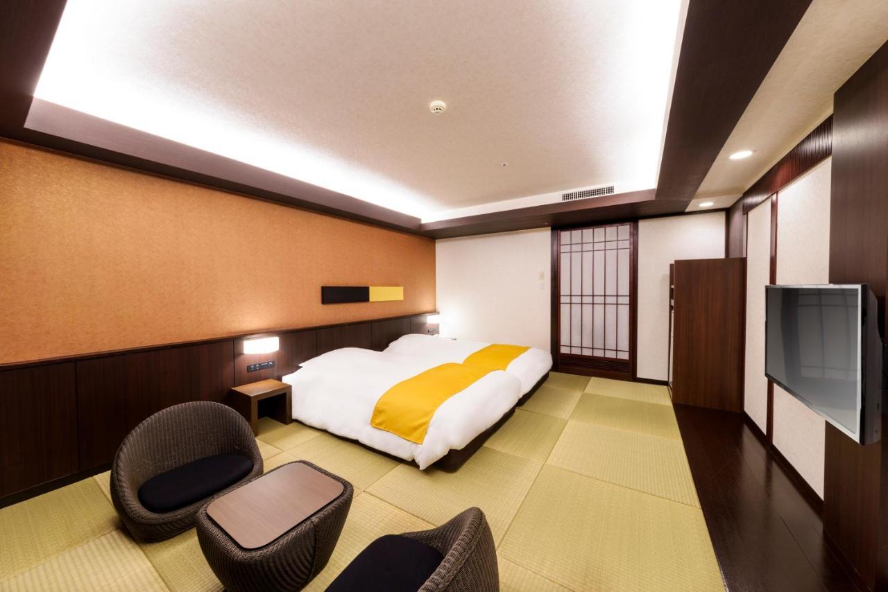Royal Hotel Okinawa Zanpamisaki Йомитан Екстериор снимка