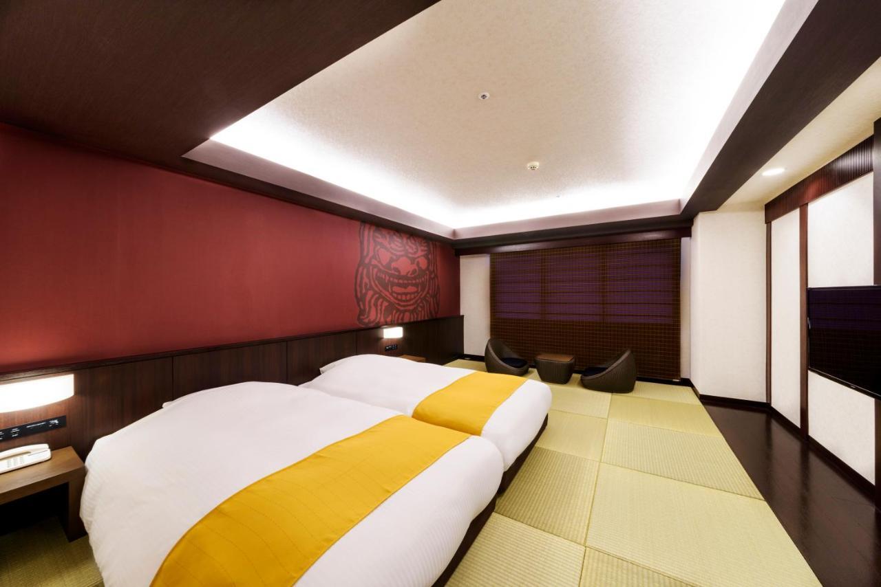 Royal Hotel Okinawa Zanpamisaki Йомитан Екстериор снимка